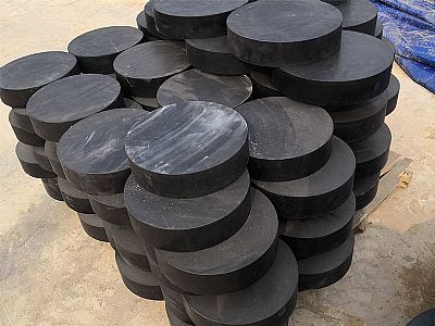 桑日县板式橡胶支座由若干层橡胶片与薄钢板经加压硫化